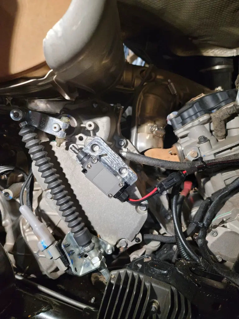Can-Am SxS Reverse Switch-X3 — MCE Offroad, view 2